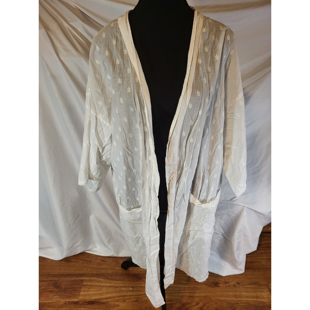 The White Company‎ "Sleep" Sizs M White Embroidered Robe Missing Tie